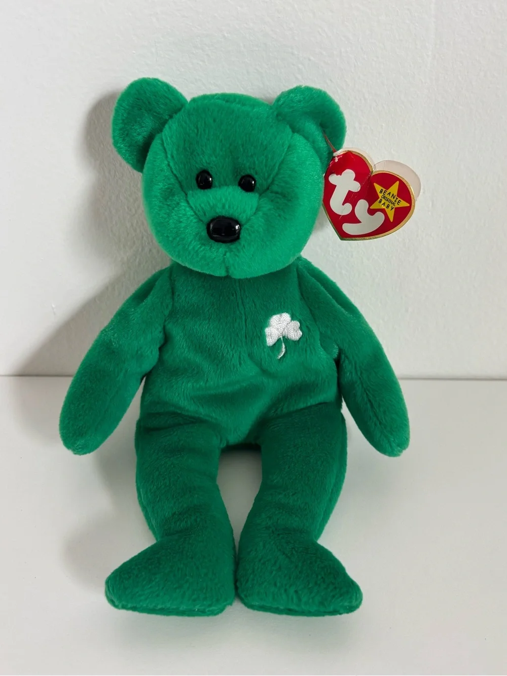 Ty Beanie Baby 'Erin' Green Plush Bear 1997 - Shamrock St. Patrick's Day Toy